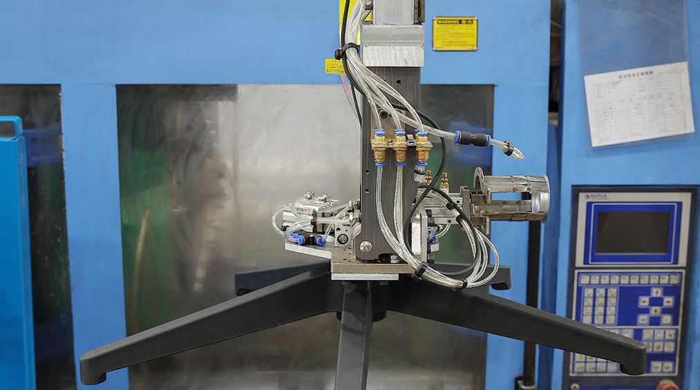 Automatic injection machinery