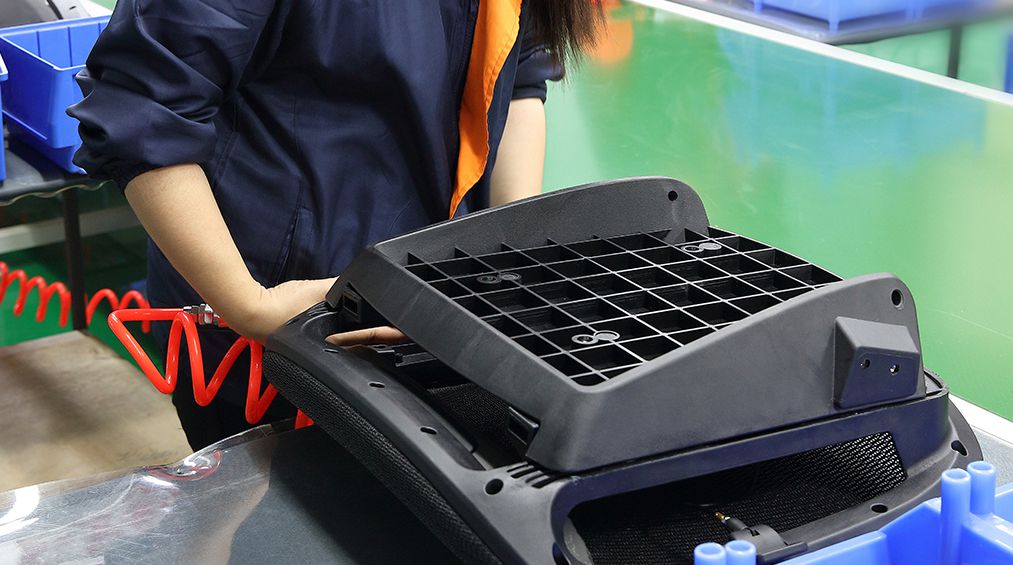 Seat assembling