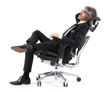 Do Ergonomic Chairs Need Headrests?